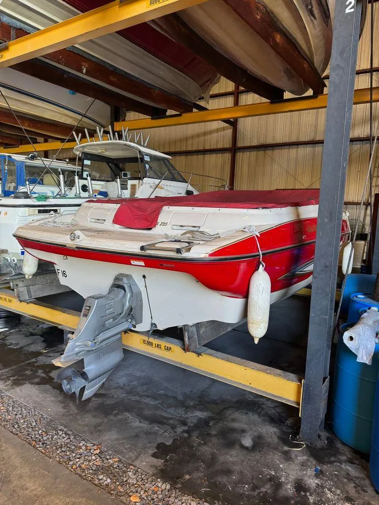 Slide: The Image of Glastron GX 235 2004 - 21