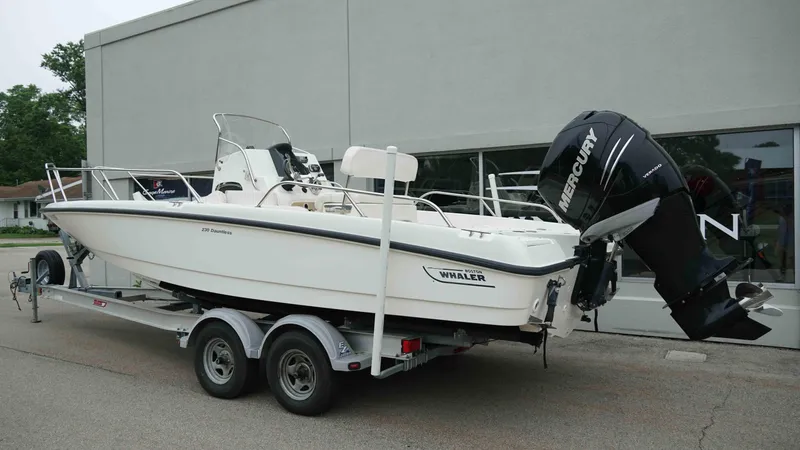 Slide: The Image of Boston Whaler 230 Dauntless 2012 - 3