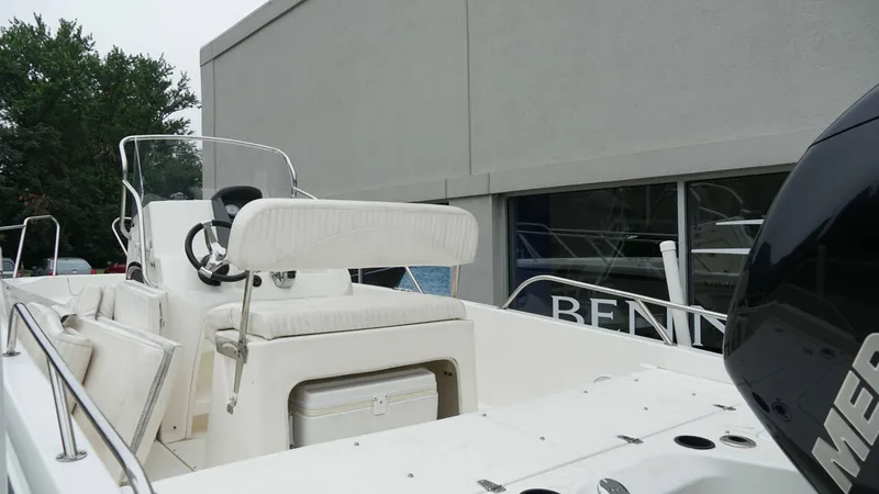 Slide: The Image of Boston Whaler 230 Dauntless 2012 - 5