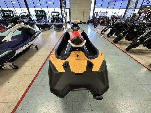 Slide: The Image of Sea-Doo Spark for 3 2025 - 7