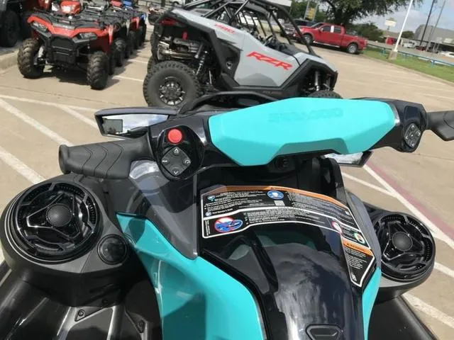 Slide: The Image of Sea-Doo GTR™ 230 BRP Premium Audio, iBR 2025 - 13