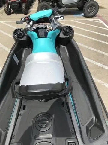 Slide: The Image of Sea-Doo GTR™ 230 BRP Premium Audio, iBR 2025 - 19