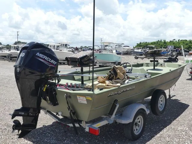 Slide: The Image of Lowe ROUGHNECK 1860 SC 2021 - 4