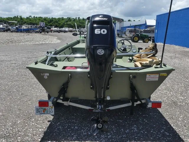 Slide: The Image of Lowe ROUGHNECK 1860 SC 2021 - 5