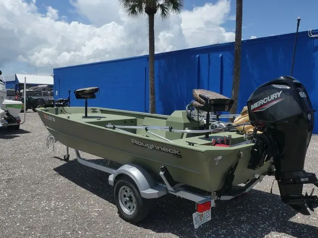 Slide: The Image of Lowe ROUGHNECK 1860 SC 2021 - 6