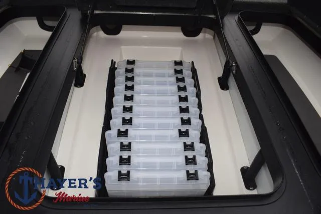 Slide: The Image of Skeeter FXR20 2020 - 22