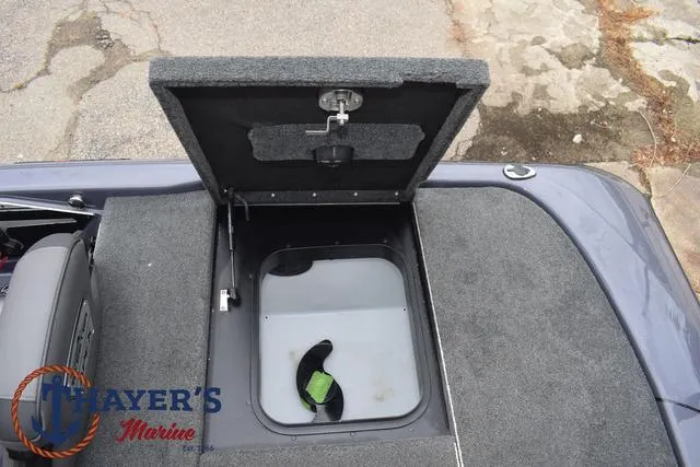 Slide: The Image of Skeeter FXR20 2020 - 46