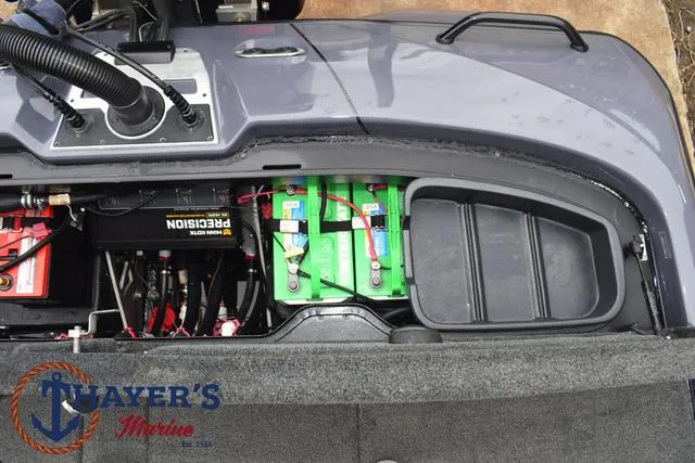 Slide: The Image of Skeeter FXR20 2020 - 50