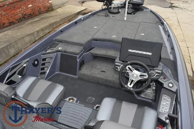 Slide: The Image of Skeeter FXR20 2020 - 56