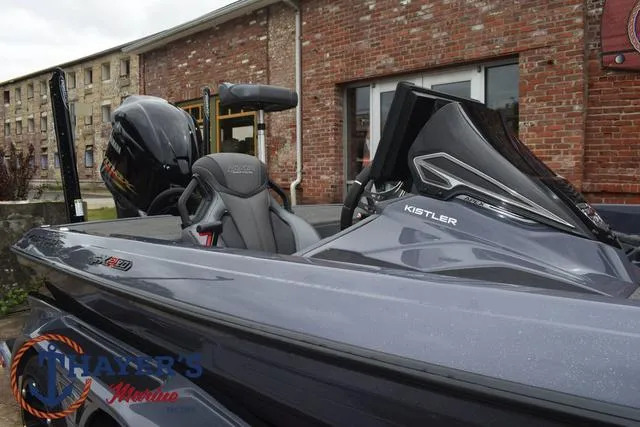 Slide: The Image of Skeeter FXR20 2020 - 60