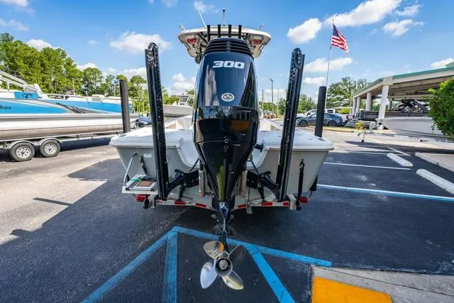 Slide: The Image of Sea Pro 248 2018 - 4