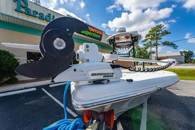 Slide: The Image of Sea Pro 248 2018 - 8