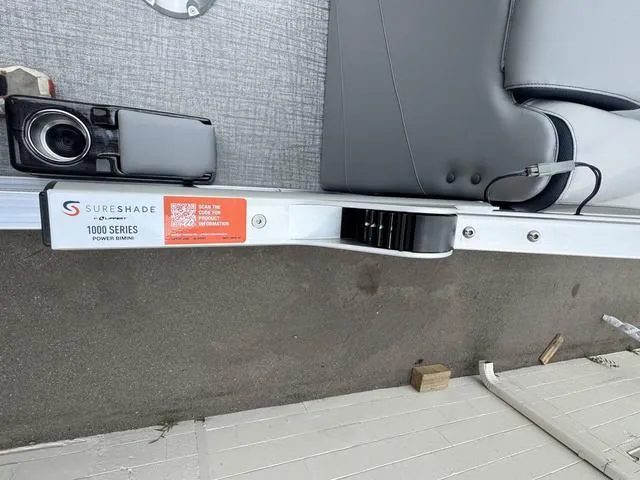 Slide: The Image of Tahoe LTZ 2585 QL 2025 - 12