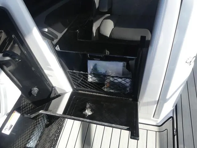 Slide: The Image of Yamaha 252SD 2021 - 11