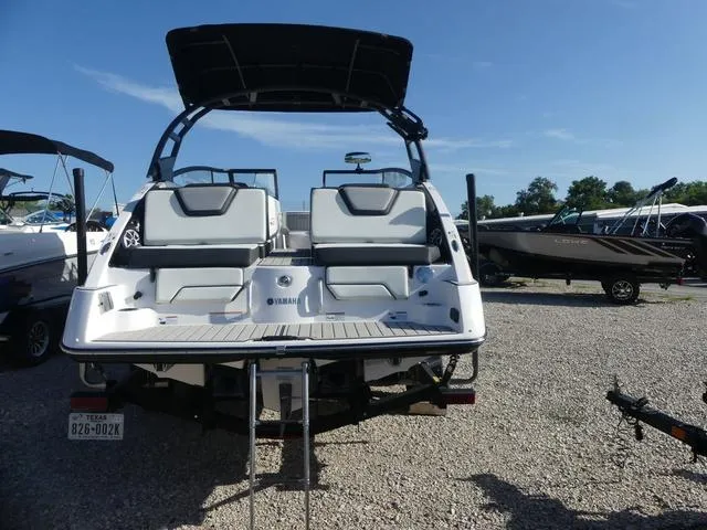 Slide: The Image of Yamaha 252SD 2021 - 3