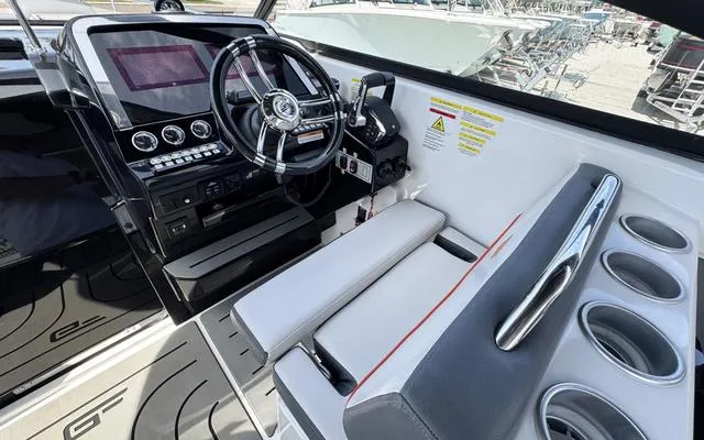 Slide: The Image of Granfort 300 GTX Cabin Cruiser 2025 - 27