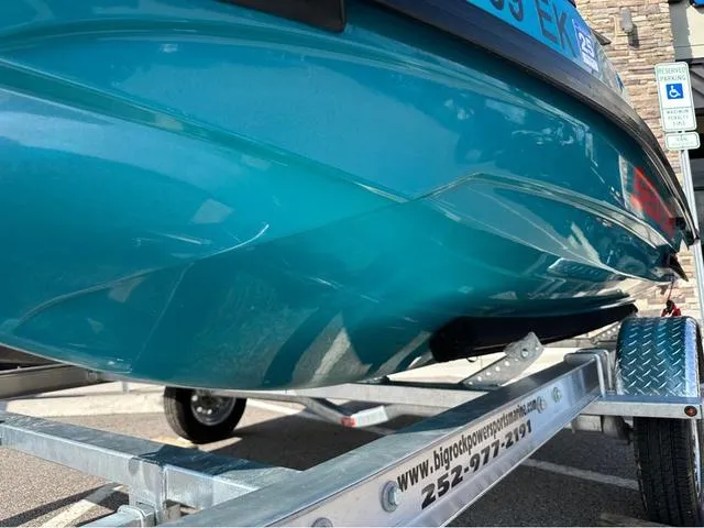 Slide: The Image of Sea-Doo Wake 2019 - 11