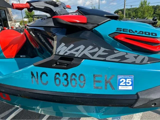 Slide: The Image of Sea-Doo Wake 2019 - 4