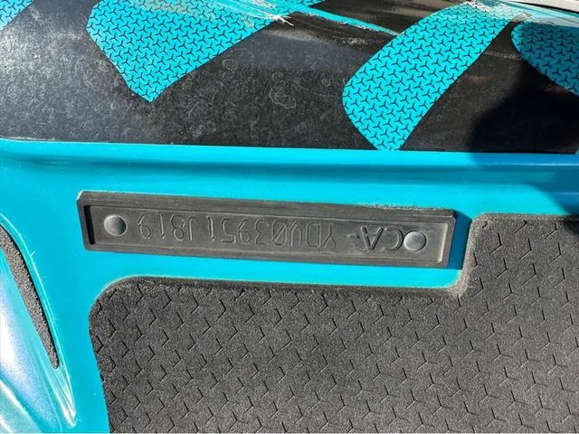 Slide: The Image of Sea-Doo Wake 2019 - 9