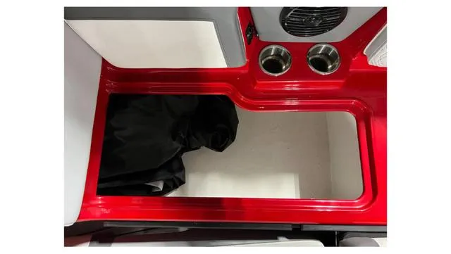 Slide: The Image of Heyday Wake Boats H22 2023 - 21