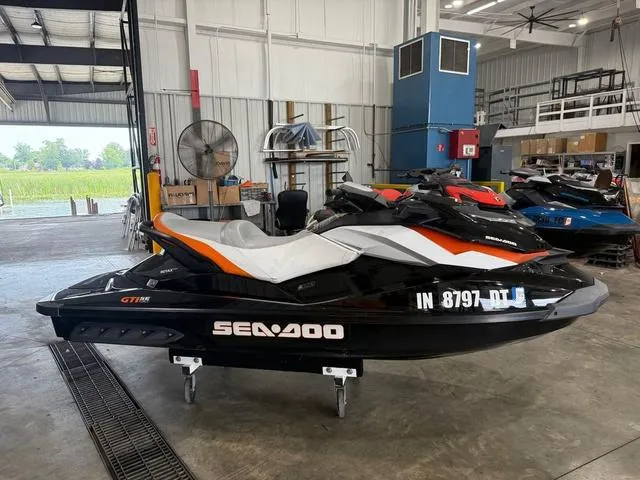 Slide: The Image of Sea-Doo GTI 2014 - 2