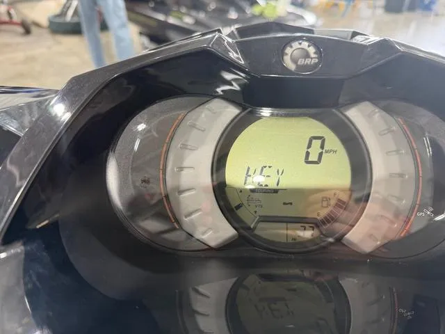 Slide: The Image of Sea-Doo GTI 2014 - 3