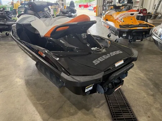 Slide: The Image of Sea-Doo GTI 2014 - 4
