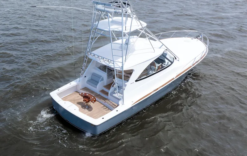 Slide: The Image of Viking 48 Sport Tower 2021 - 16