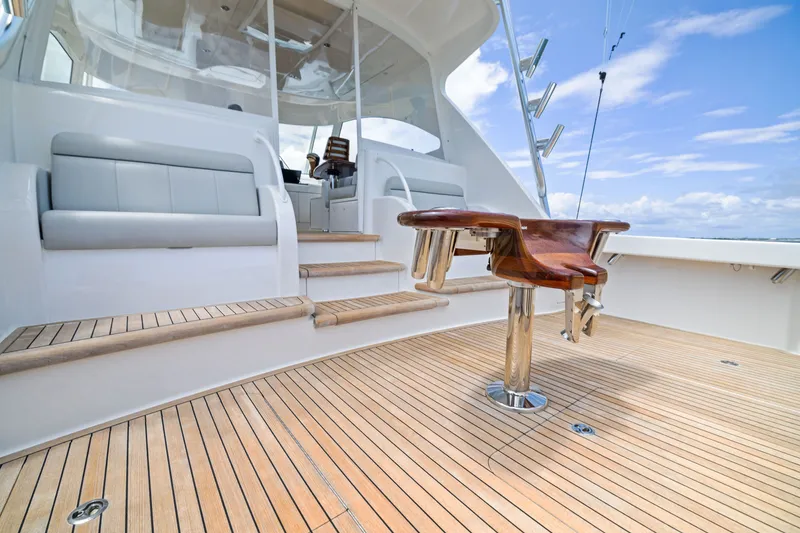 Slide: The Image of Viking 48 Sport Tower 2021 - 22