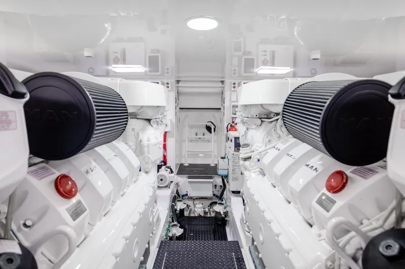 Slide: The Image of Viking 48 Sport Tower 2021 - 24