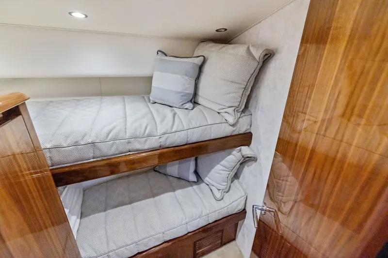 Slide: The Image of Viking 48 Sport Tower 2021 - 4