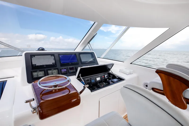 Slide: The Image of Viking 48 Sport Tower 2021 - 9