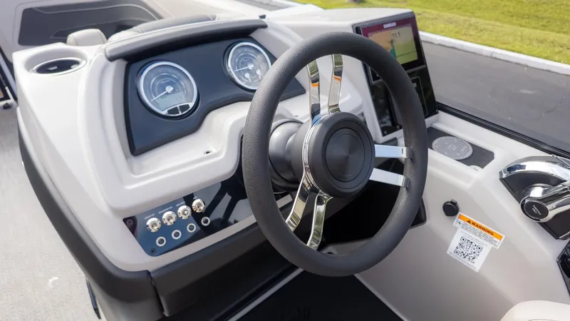 Slide: The Image of Barletta Cabrio 22U 2026 - 24