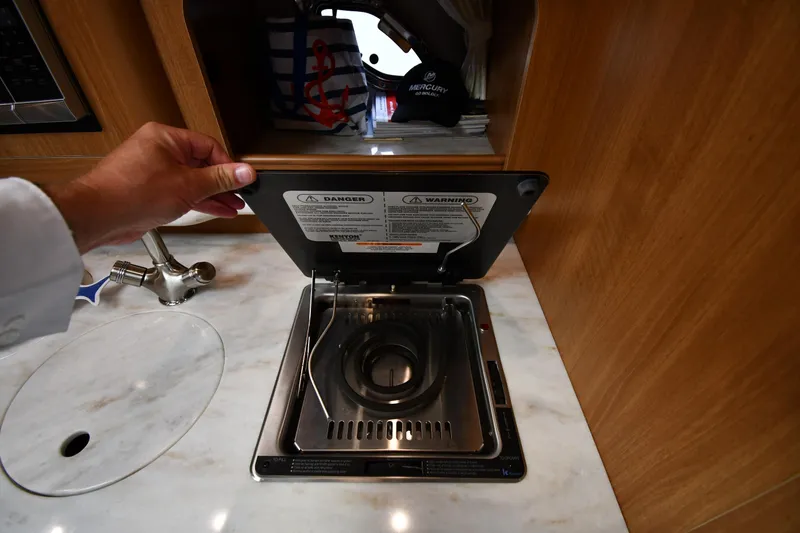 Slide: The Image of Rinker 310 Express Cruiser 2014 - 51