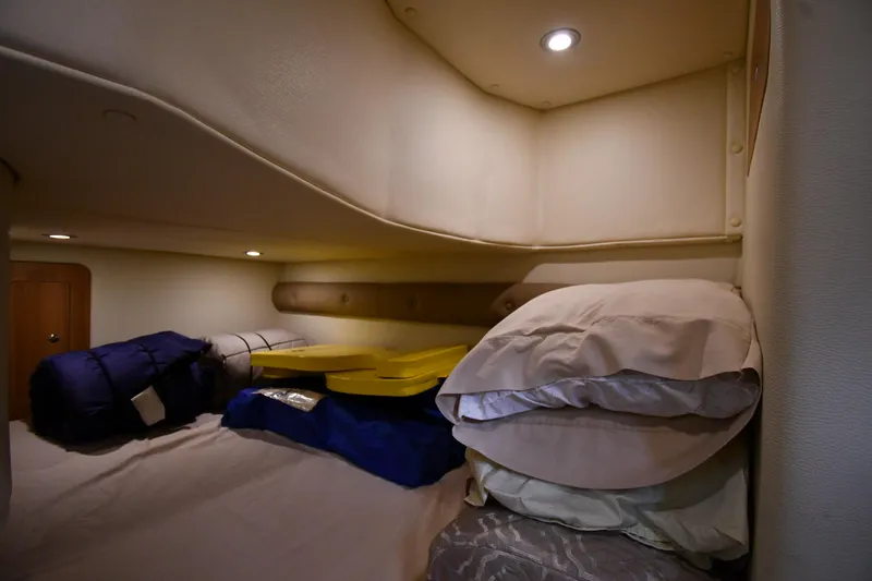 Slide: The Image of Rinker 310 Express Cruiser 2014 - 56