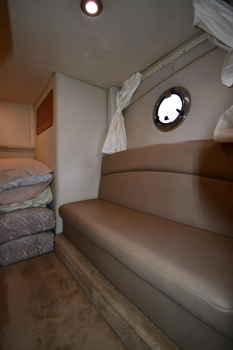 Slide: The Image of Rinker 310 Express Cruiser 2014 - 58