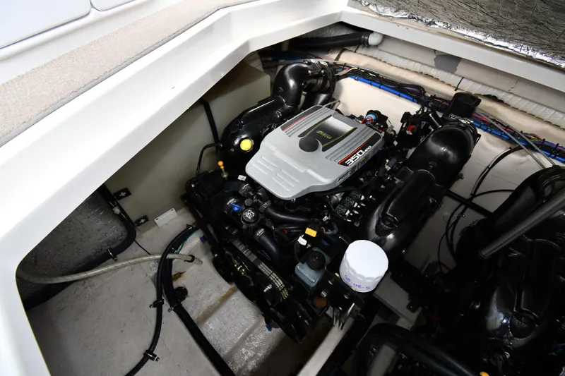 Slide: The Image of Rinker 310 Express Cruiser 2014 - 65