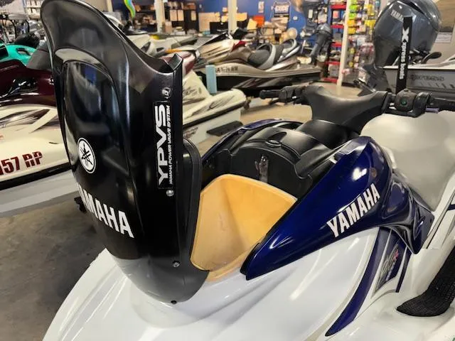 Slide: The Image of 2001 Yamaha WaveRunner GP1200R jet ski in showroom, featuring YPVS system. - 17