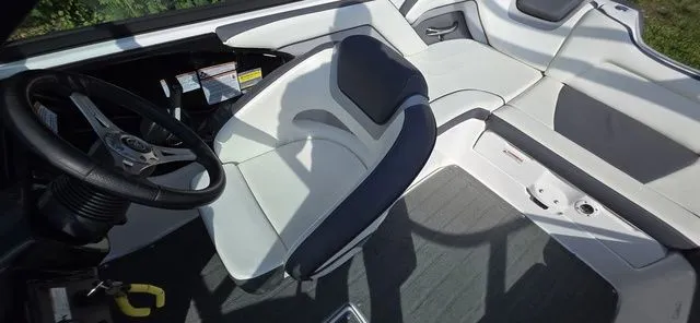 Slide: The Image of Yamaha 192 AR 2016 - 15