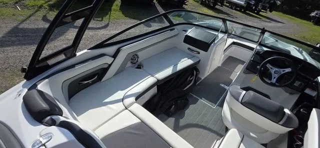 Slide: The Image of Yamaha 192 AR 2016 - 8