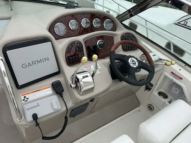 Slide: The Image of Sea Ray 320 Sundancer 2007 - 4