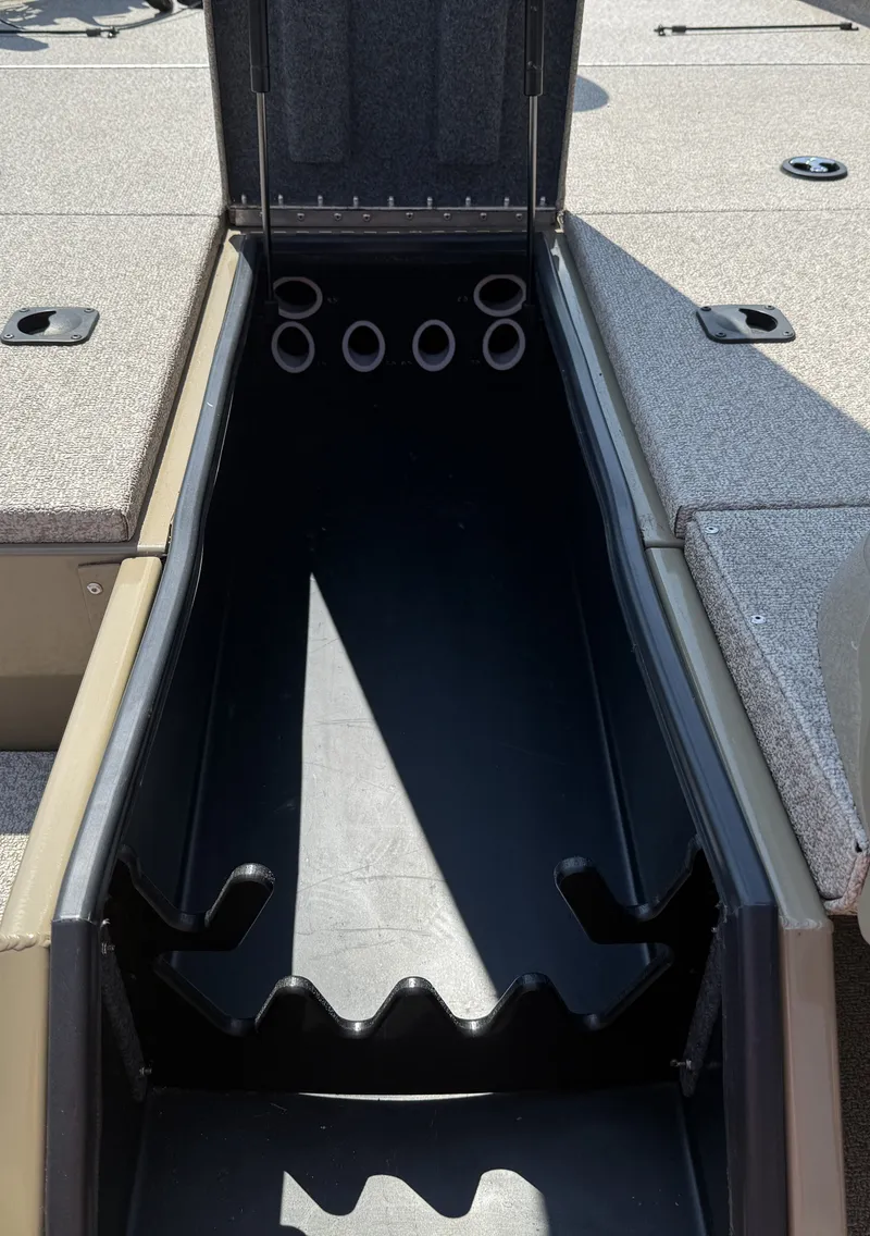 Slide: The Image of G3 Sportsman 1910 2022 - 13