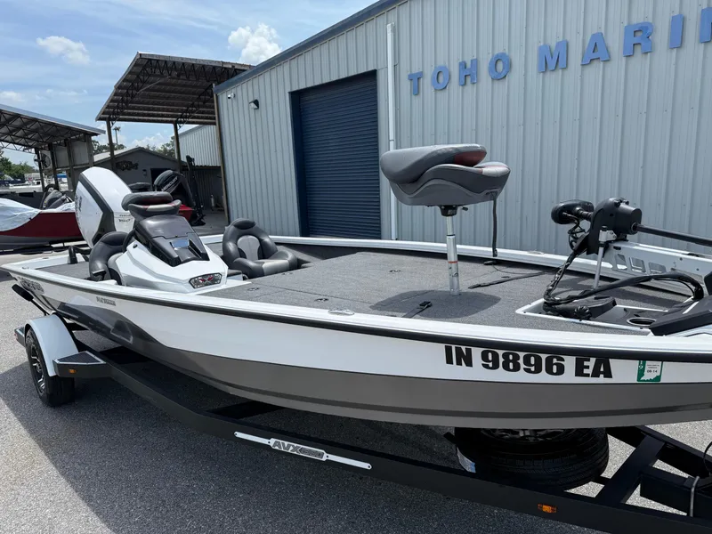 Slide: The Image of 2018 Vexus AVX 1980 boat at Toho Marine dealership, featuring sleek design and modern equipment. - 2