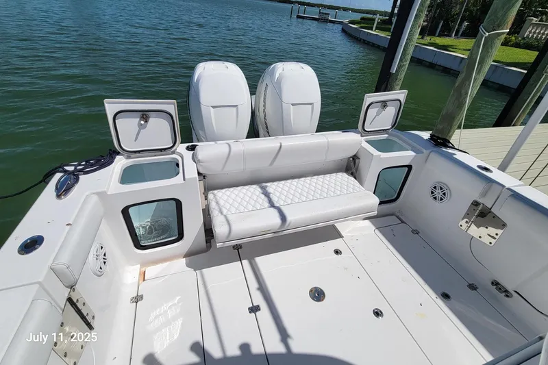 Slide: The Image of 2021 Sportsman Open 322 Center Console - 10