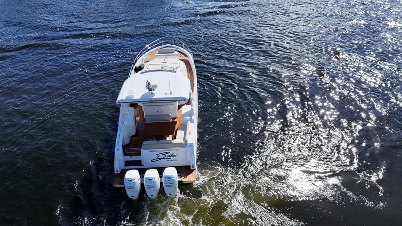 Slide: The Image of 2018 Azimut Verve 40 yacht cruising on sparkling water. - 3