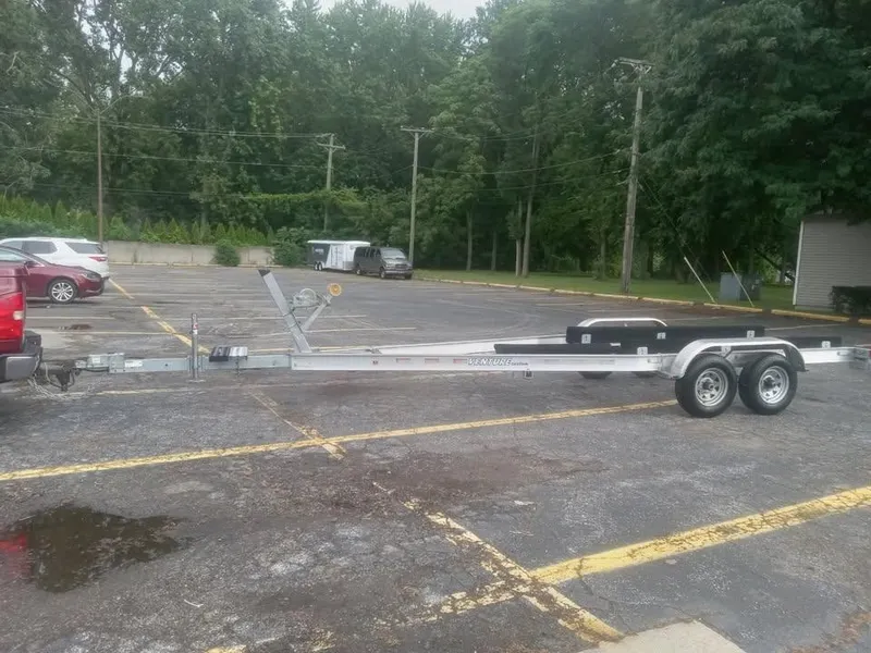 Slide: The Image of Parker 2320 SL Sport Cabin 2016 - 29