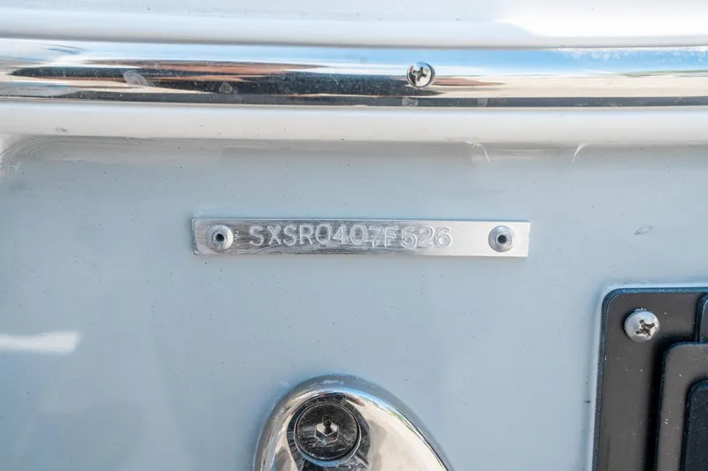 Slide: The Image of Sea Hunt Ultra 265 SE 2026 - 30