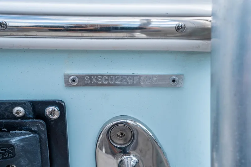 Slide: The Image of Sea Hunt Ultra 255 SE 2026 - 29