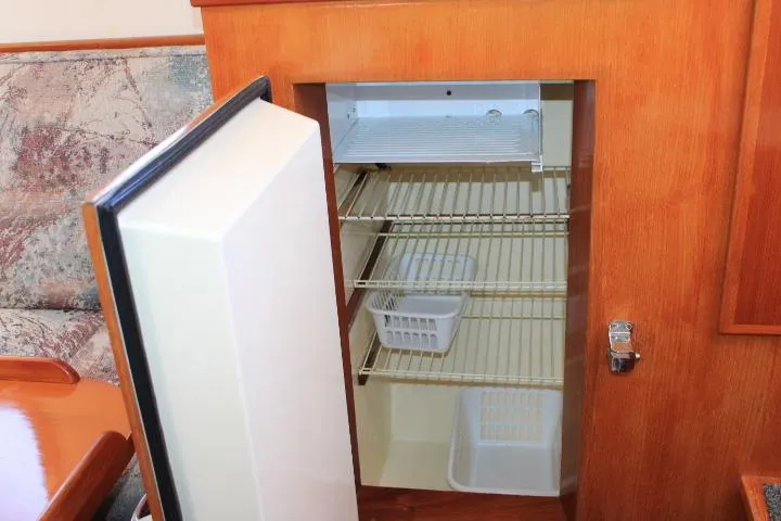 Slide: The Image of Eagle Pilothouse 1989 - 68