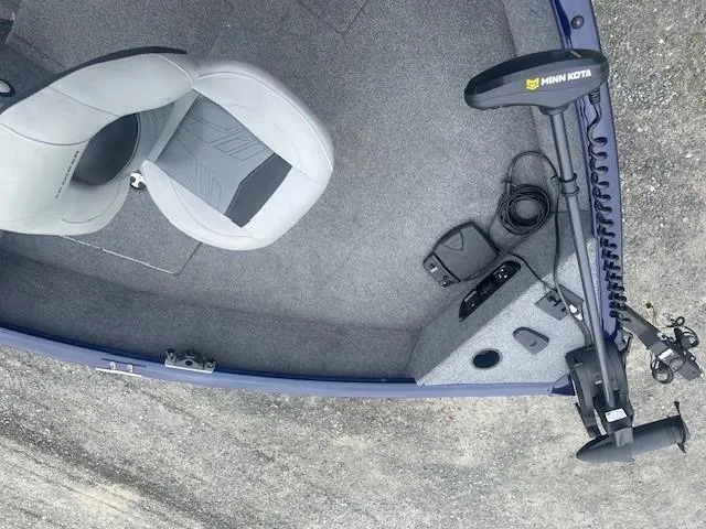 Slide: The Image of 2019 Tracker Pro Guide V-175 Combo boat interior with Minn Kota trolling motor. - 19